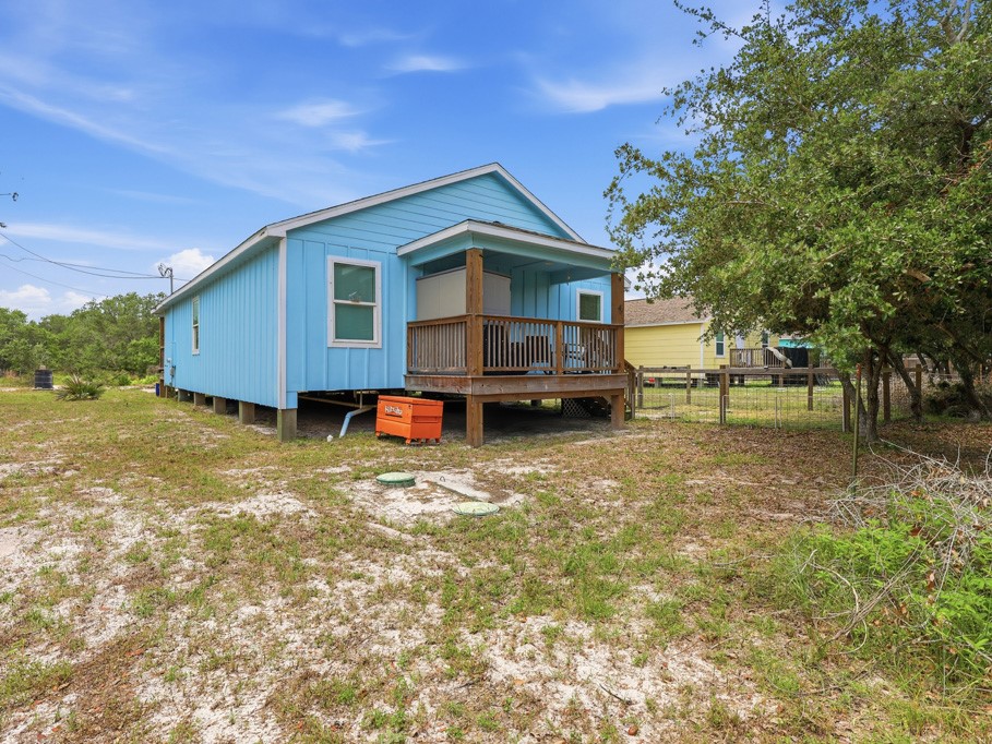2111 Lone Star Property Photo 25