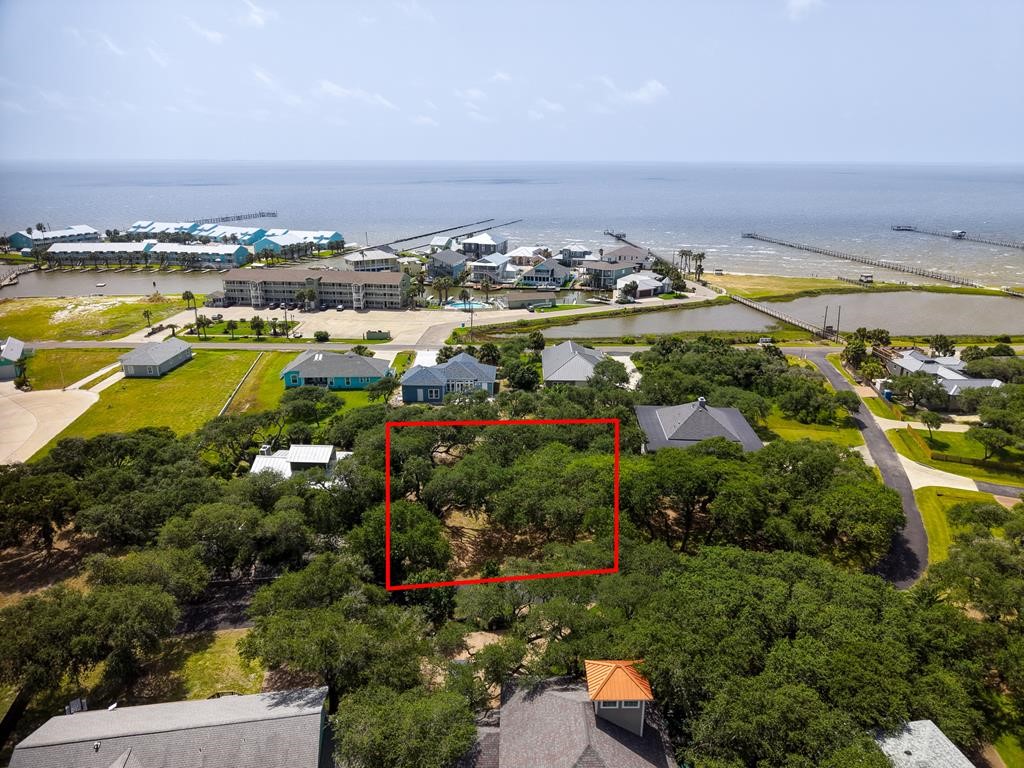 9 Bahama St Property Photo 3