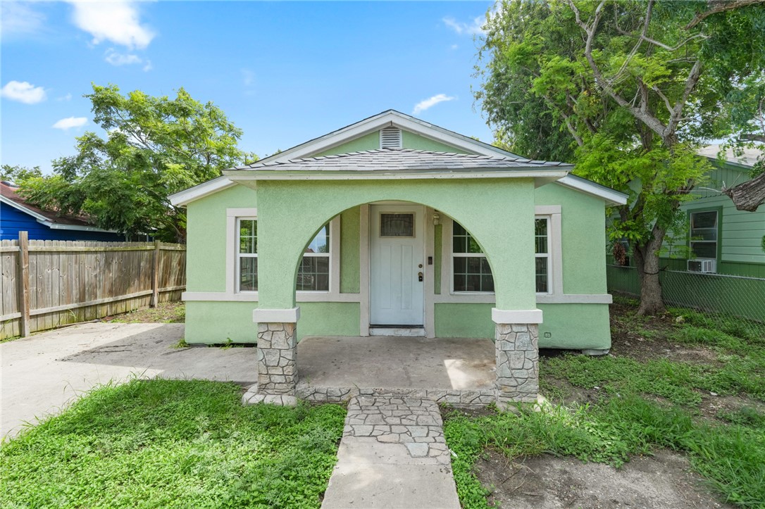 2629 Dunbar St Property Photo 1