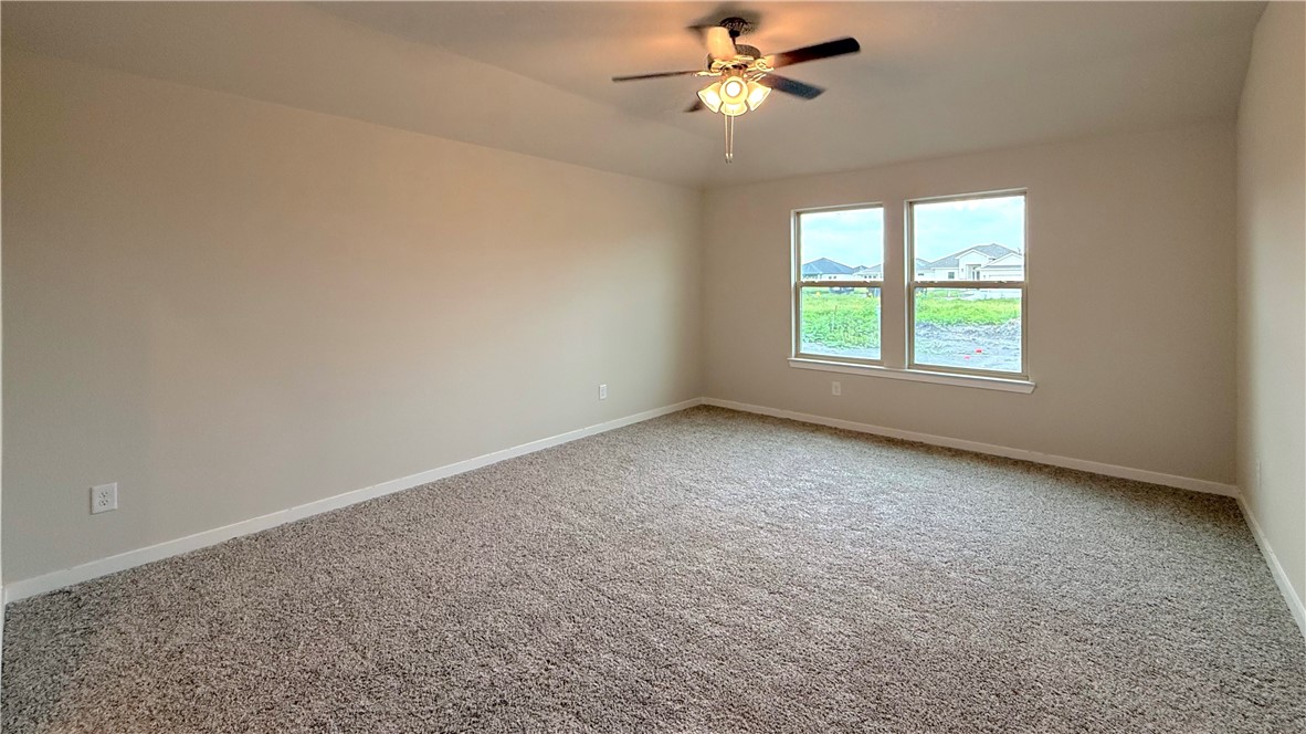 1441 Irigoyen St Property Photo 17