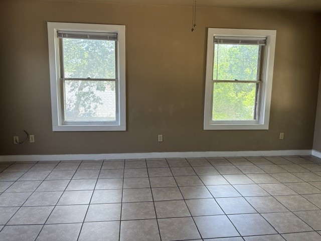 217 N 1st St 12 Property Photo 9