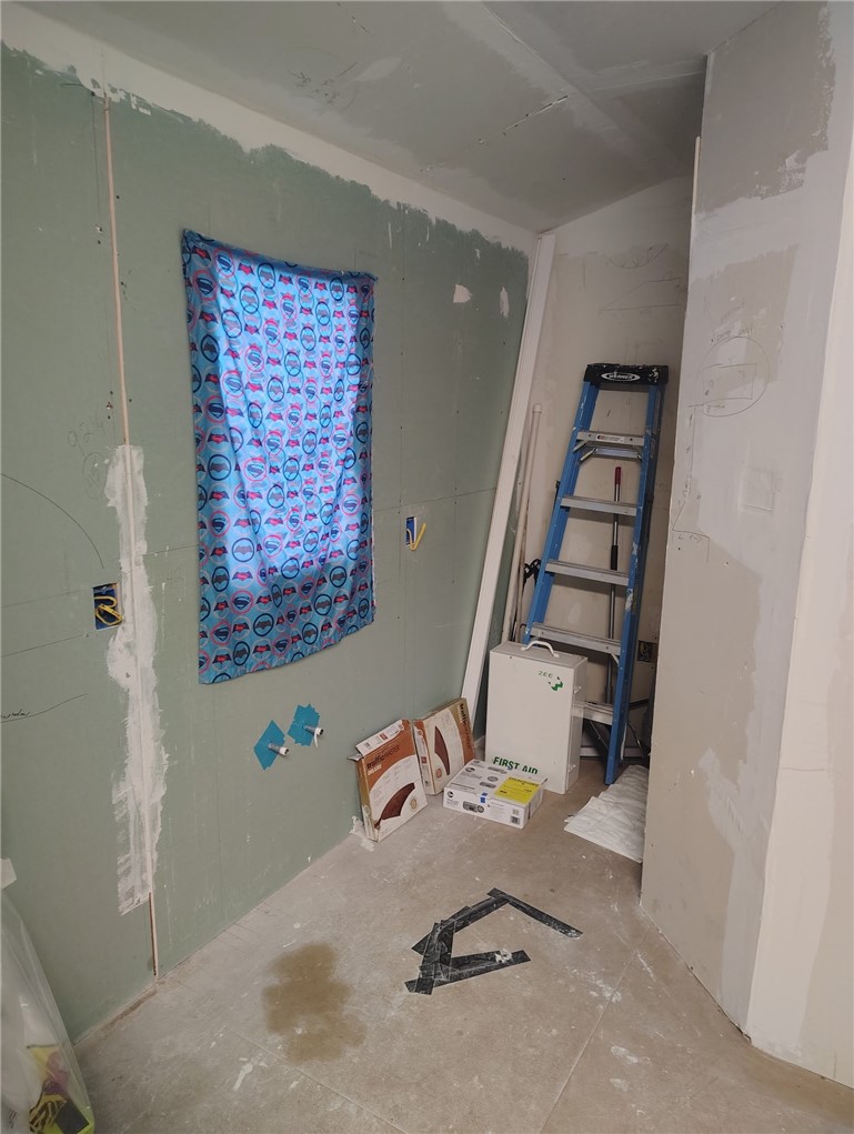 510 County Road 2391 Property Photo 14