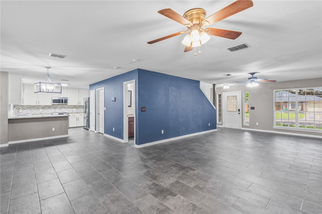 7218 Yaupon Dr Property Photo 4