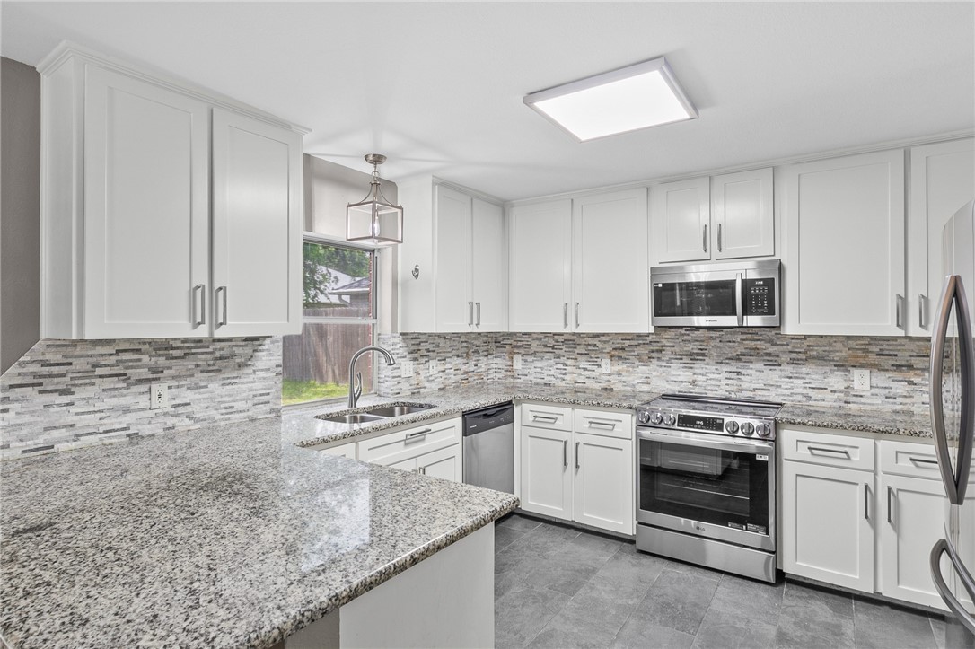7218 Yaupon Dr Property Photo 8