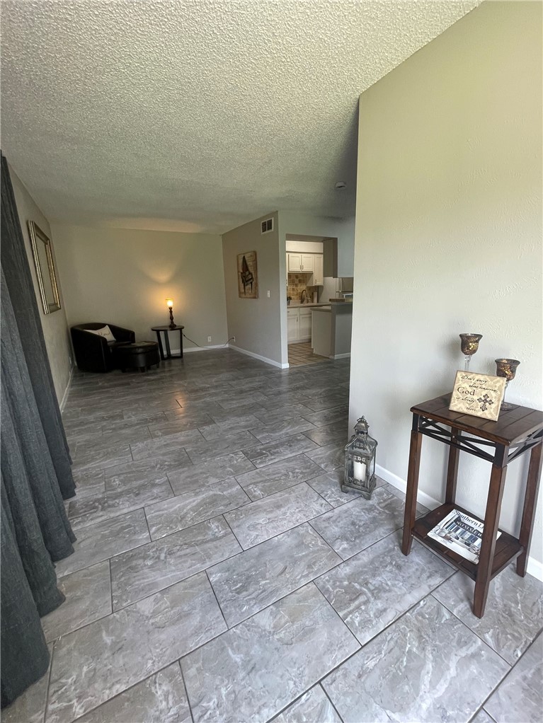 6243 Hidden Cove Property Photo 4