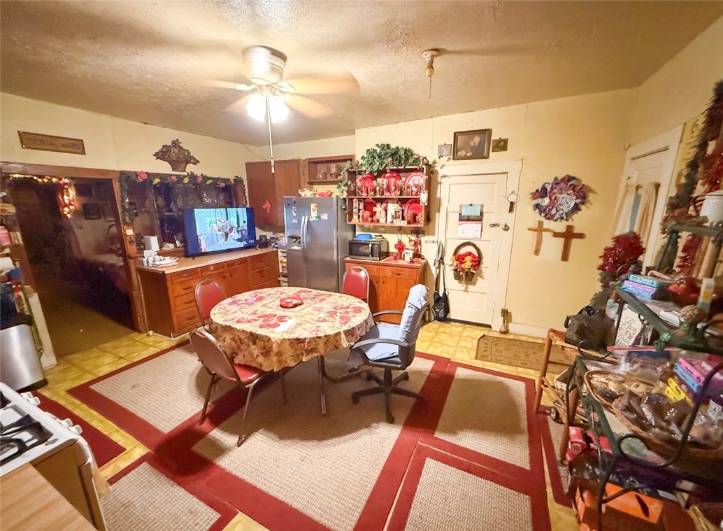 1117 E Fordyce Ave Property Photo 16