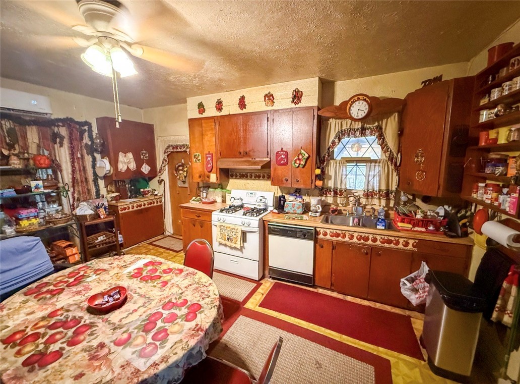 1117 E Fordyce Ave Property Photo 17