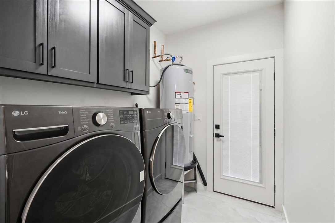 416 Stephens Loop Property Photo 33
