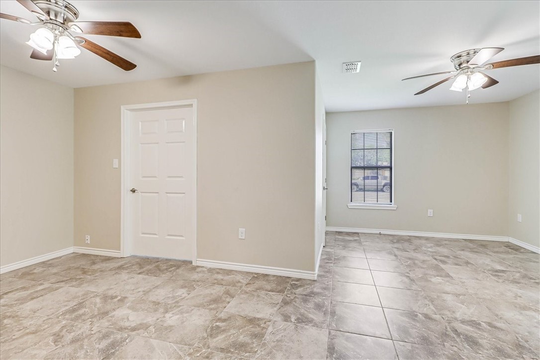 2111 E Lott Ave Property Photo 19