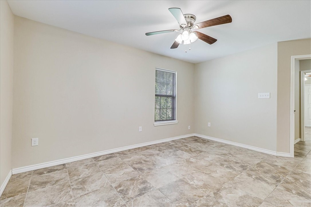 2111 E Lott Ave Property Photo 23
