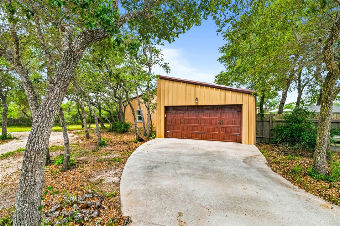 941 Weeping Willow Property Photo 32