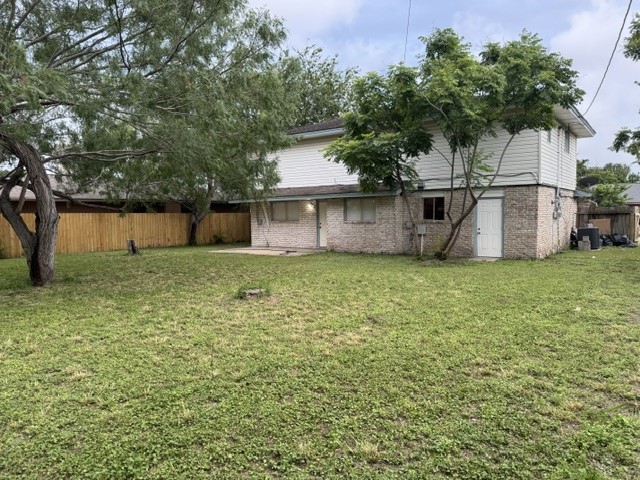 4422 Oxford Dr Property Photo 4