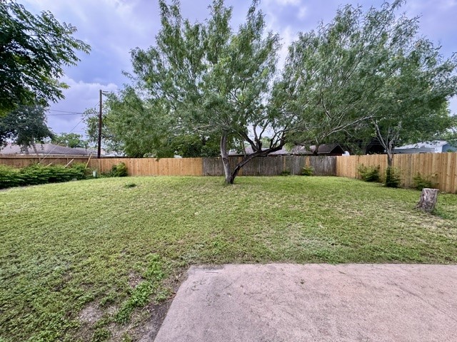 4422 Oxford Dr Property Photo 5