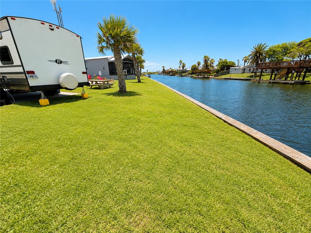 101 Caribbean Dr 5 Property Photo 2