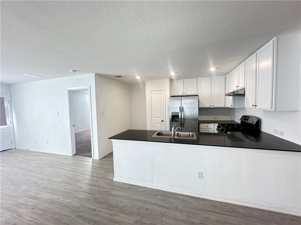 2722 Winterfell St Property Photo 2