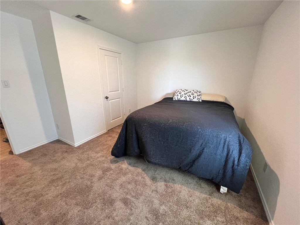 2722 Winterfell St Property Photo 10