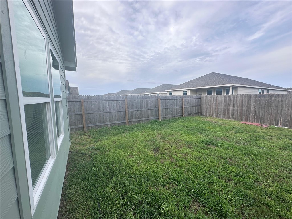 2722 Winterfell St Property Photo 21