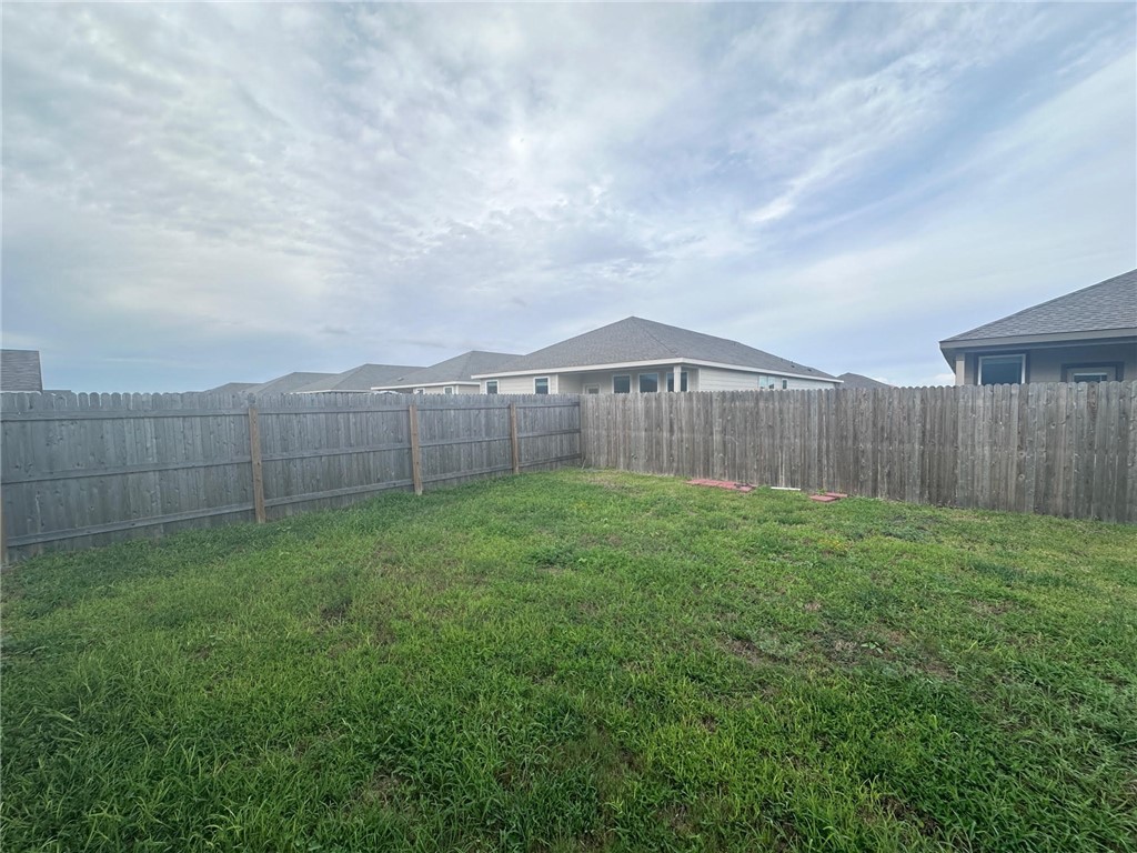 2722 Winterfell St Property Photo 22