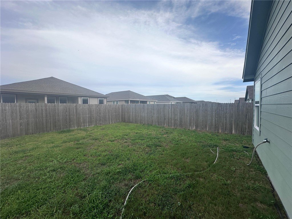 2722 Winterfell St Property Photo 24