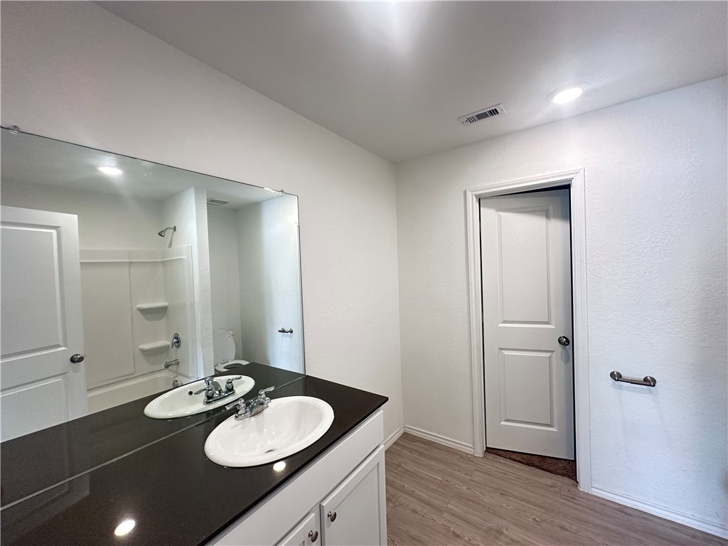 2722 Winterfell St Property Photo 25