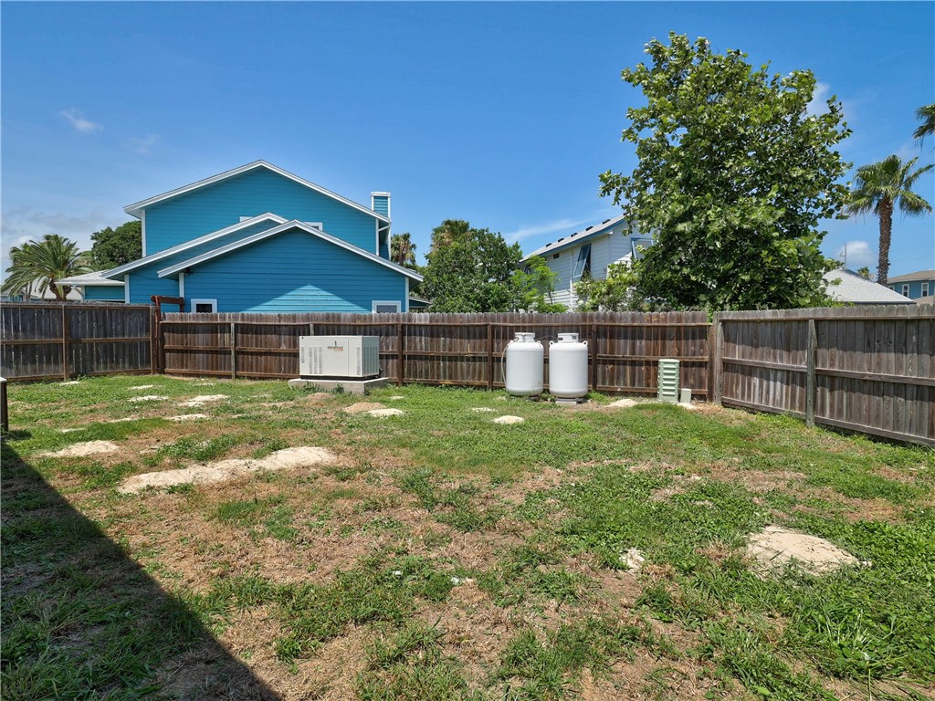 543 Lydia Ann Channel Property Photo 32