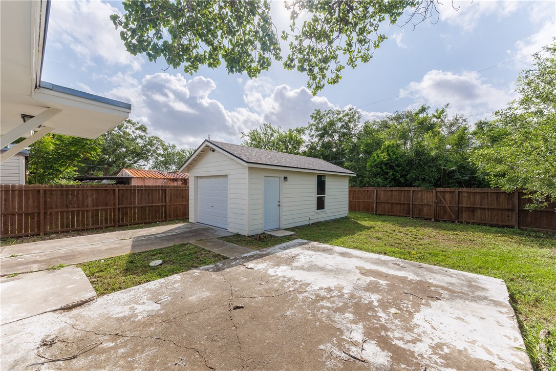 434 Dixon Dr Property Photo 31