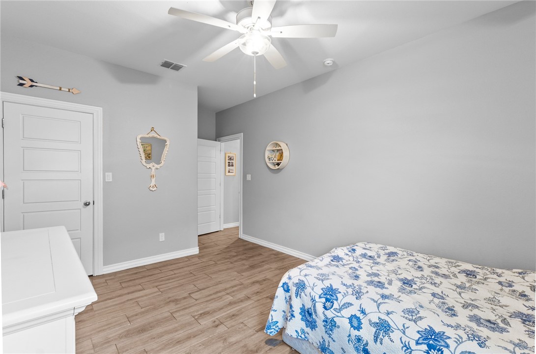 6730 Keyan Dr Property Photo 22
