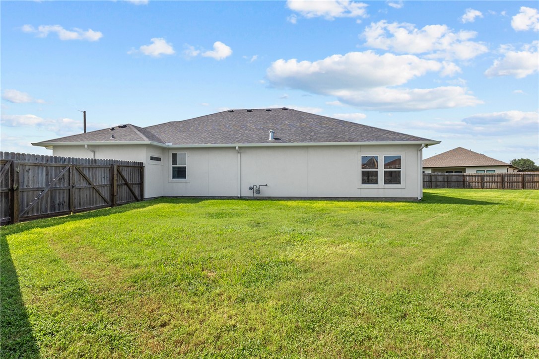 6730 Keyan Dr Property Photo 27