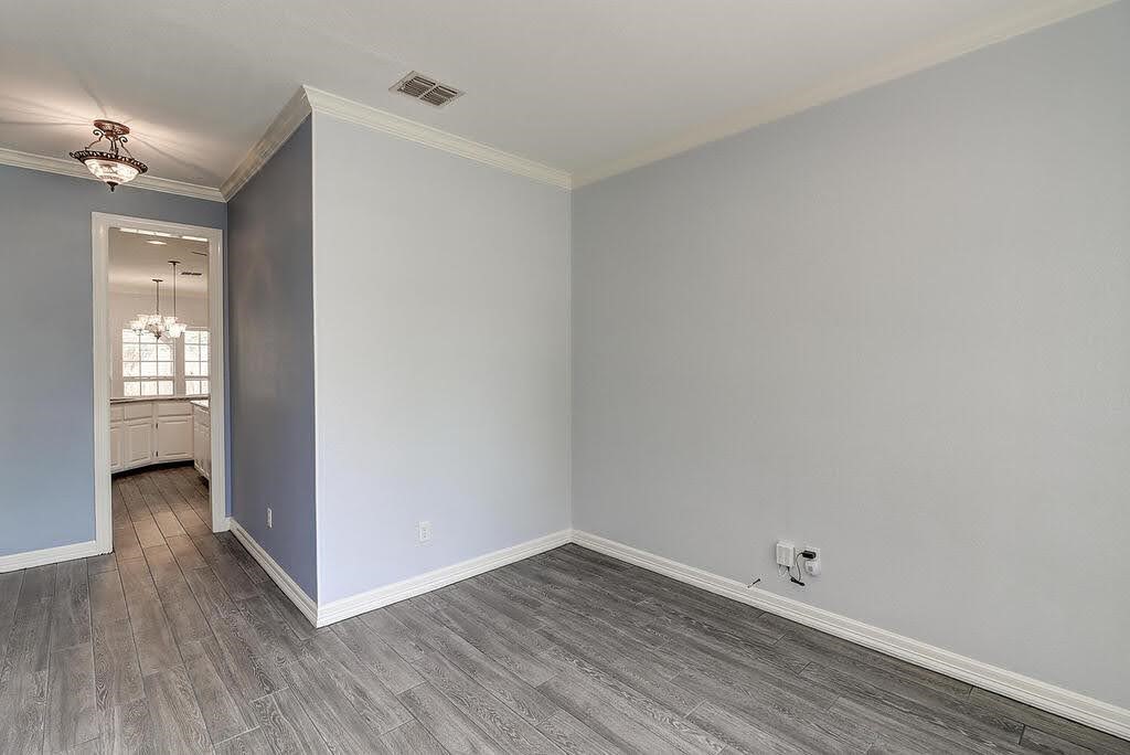 7810 Duchess St Property Photo 7