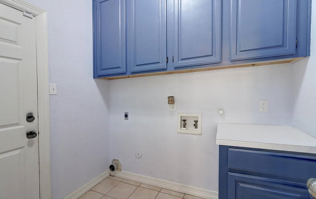 7810 Duchess St Property Photo 23