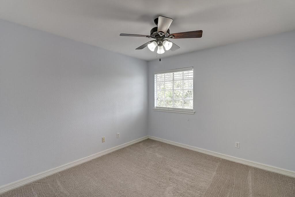 7810 Duchess St Property Photo 35
