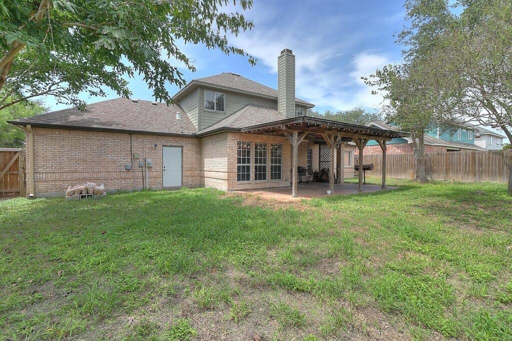 7810 Duchess St Property Photo 39