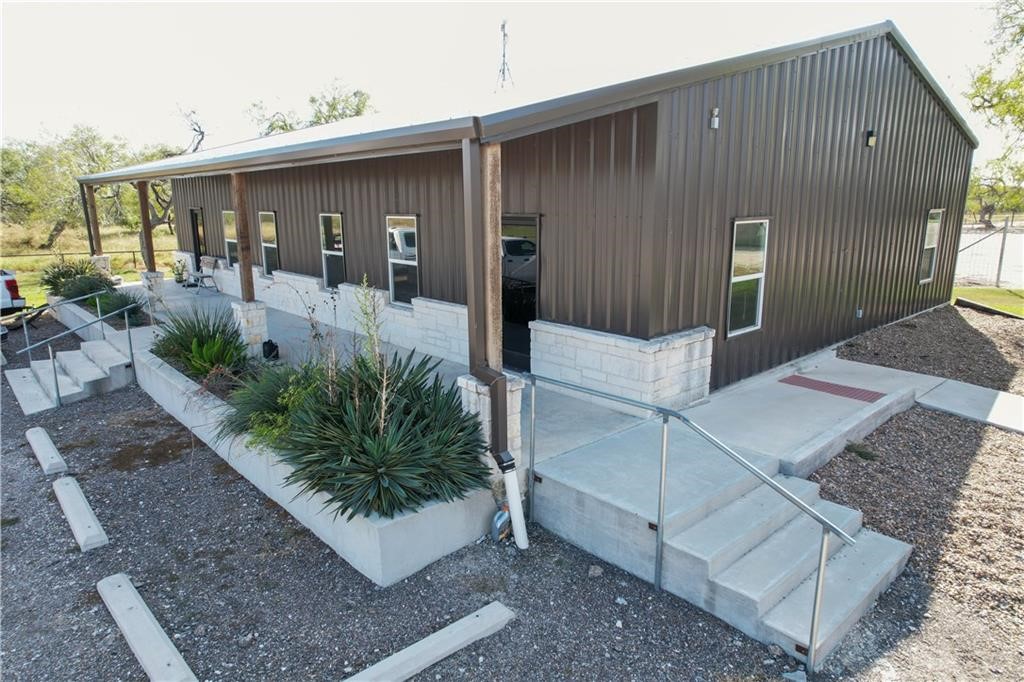 15039 Highway 181 Property Photo 2