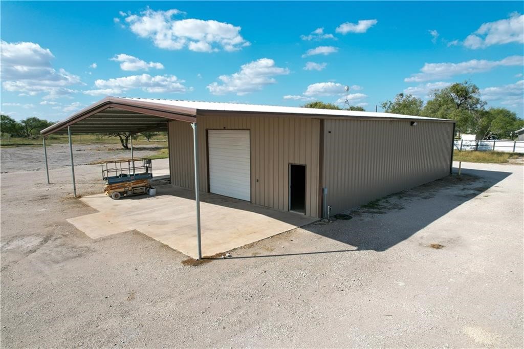 15039 Highway 181 Property Photo 8