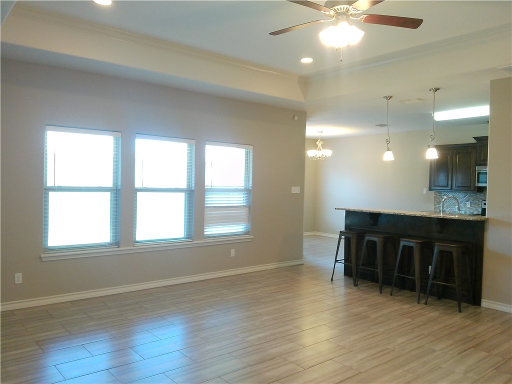 1117 Sambar Property Photo 6