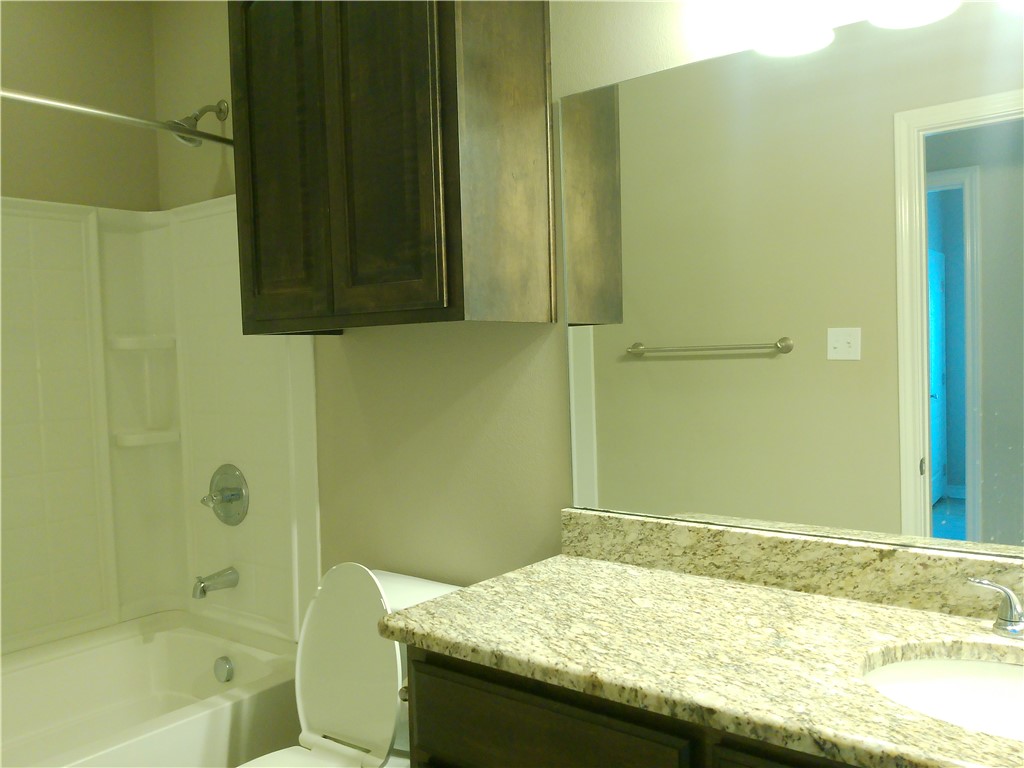 1117 Sambar Property Photo 12