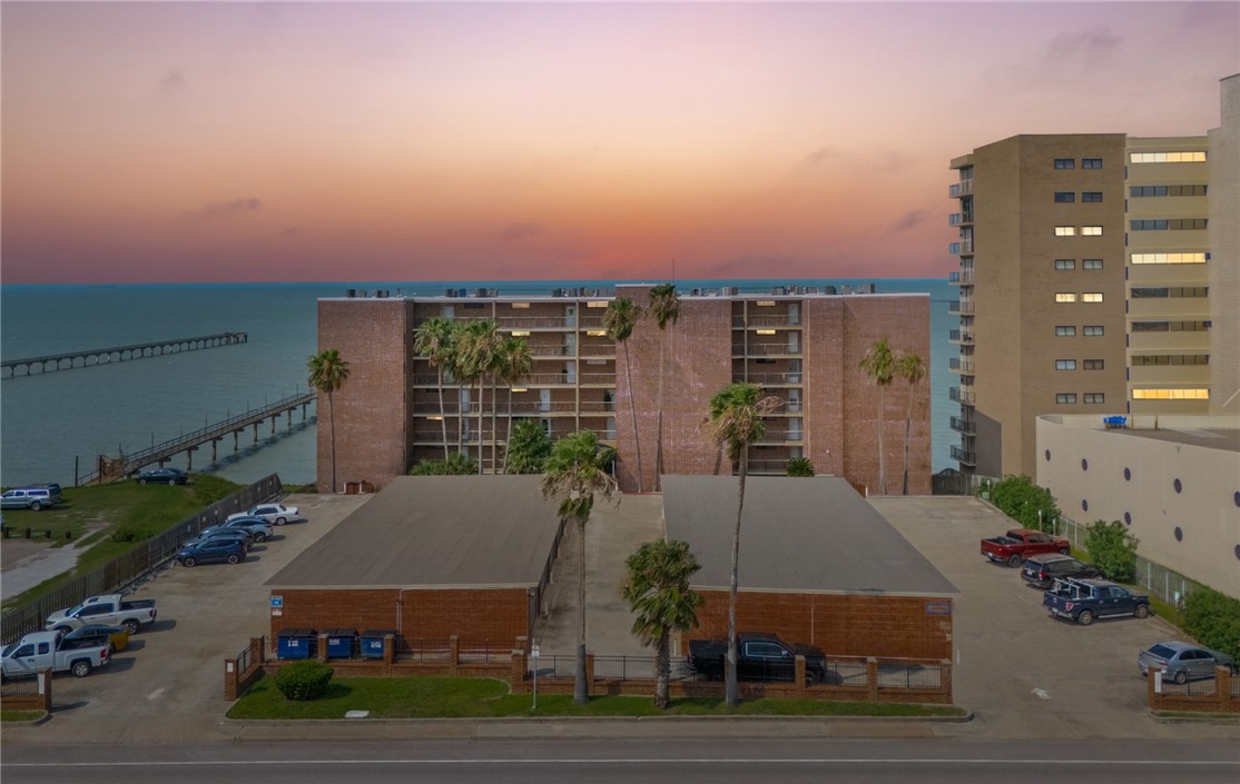 4334 Ocean Dr 704 Property Photo 25