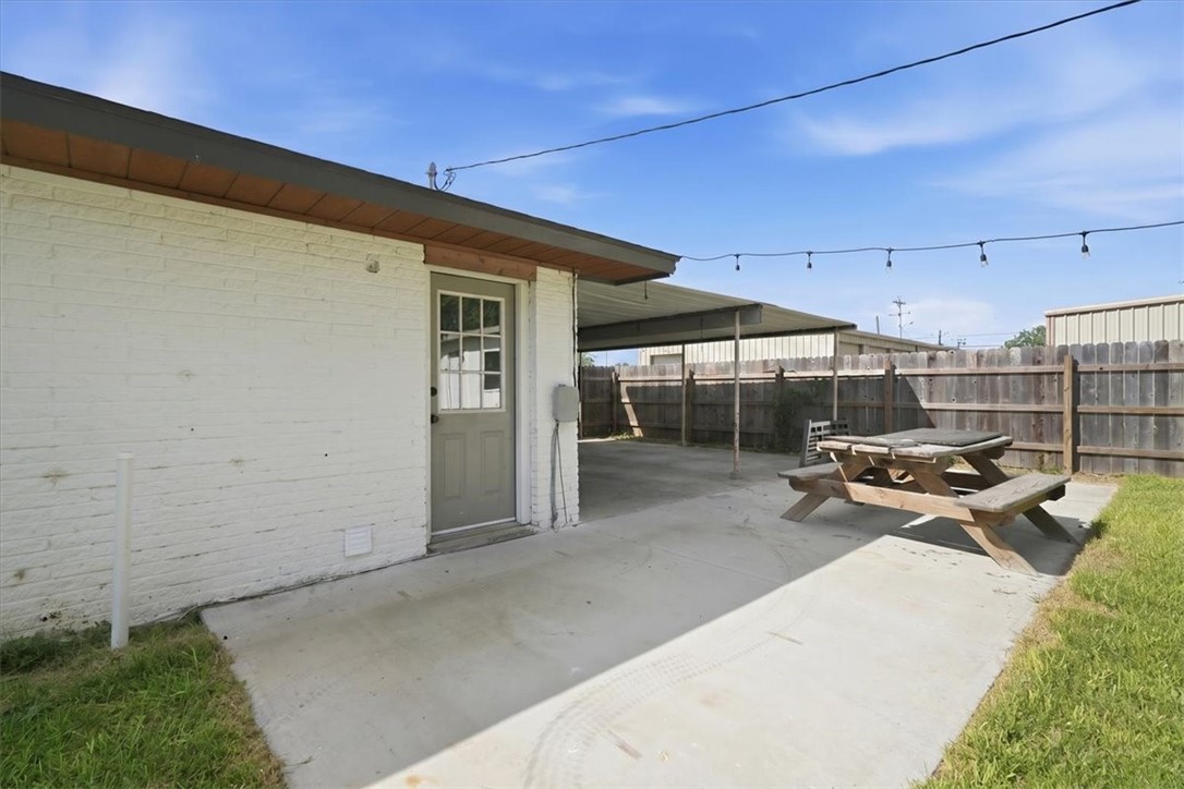 1314 Mark St Property Photo 27
