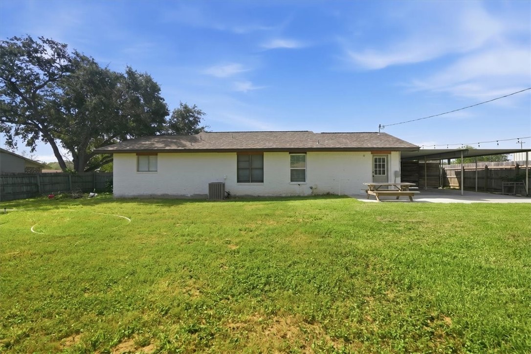 1314 Mark St Property Photo 28