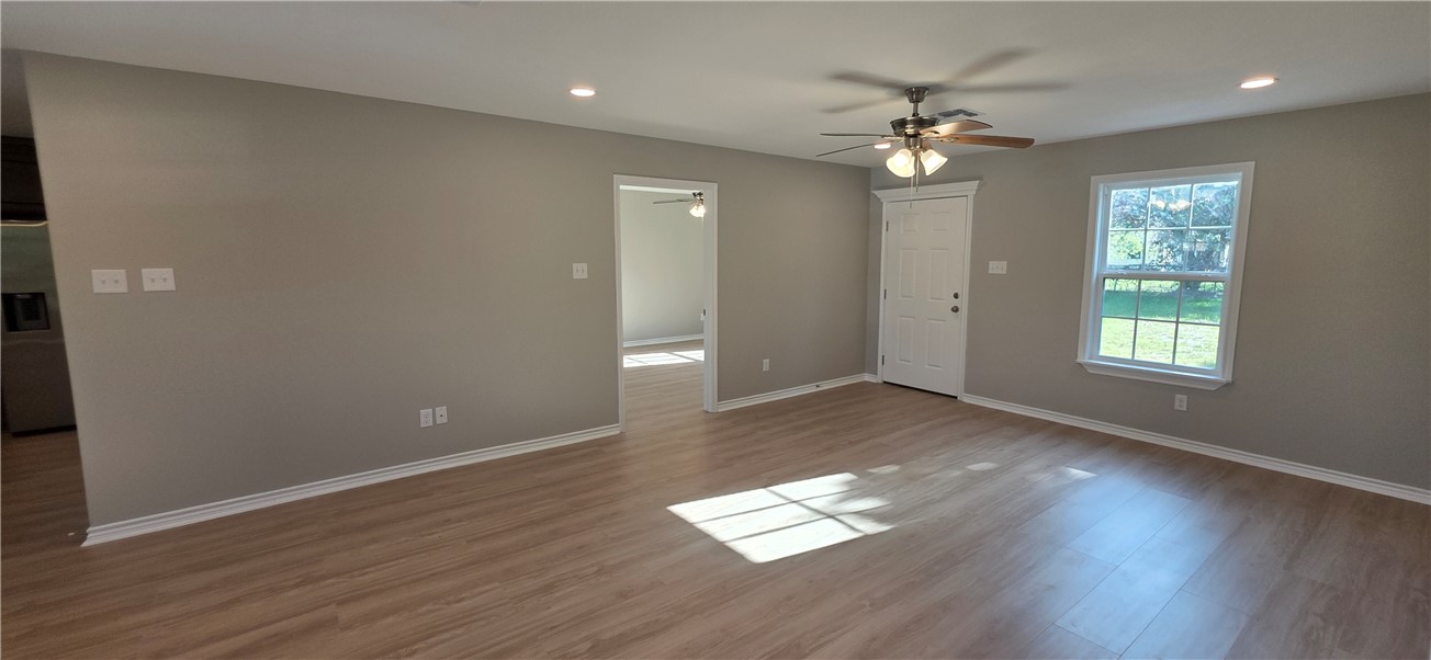905 N Pearl St Property Photo 7