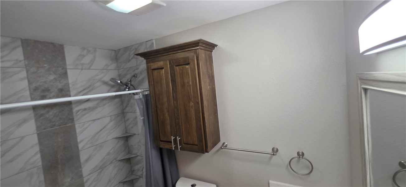 905 N Pearl St Property Photo 15