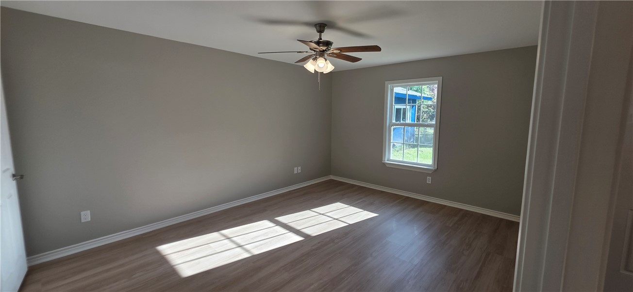 905 N Pearl St Property Photo 17