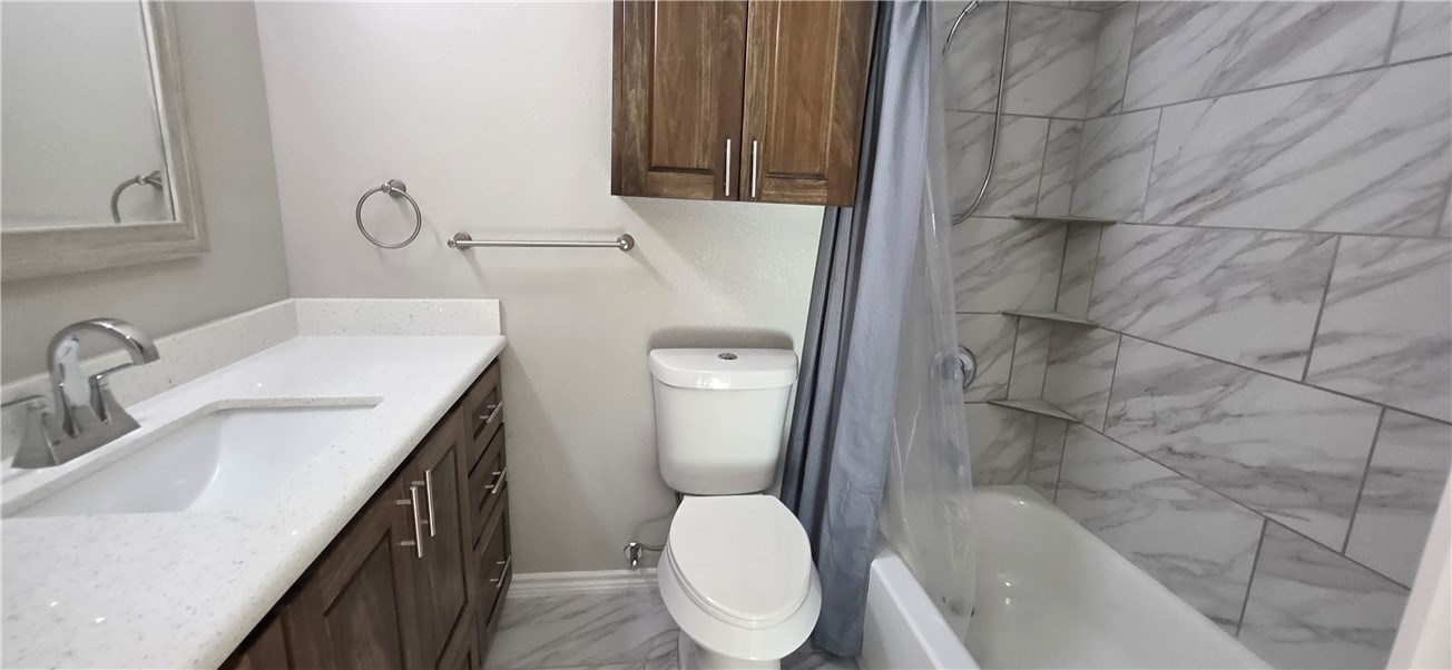 905 N Pearl St Property Photo 20
