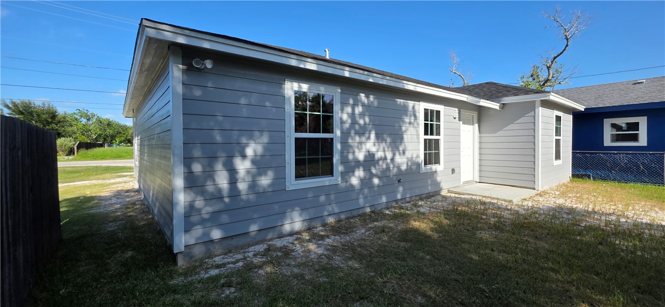 905 N Pearl St Property Photo 24