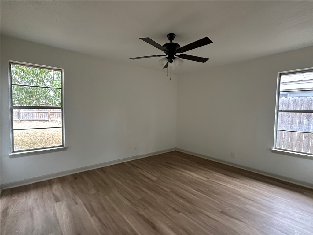 129 N Janin Property Photo 8