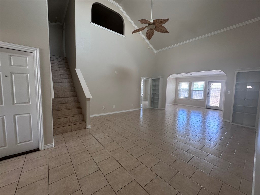 15649 Palmira Ave B Property Photo 2