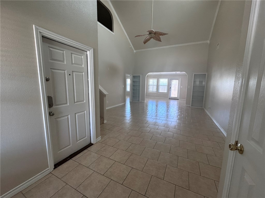 15649 Palmira Ave B Property Photo 7