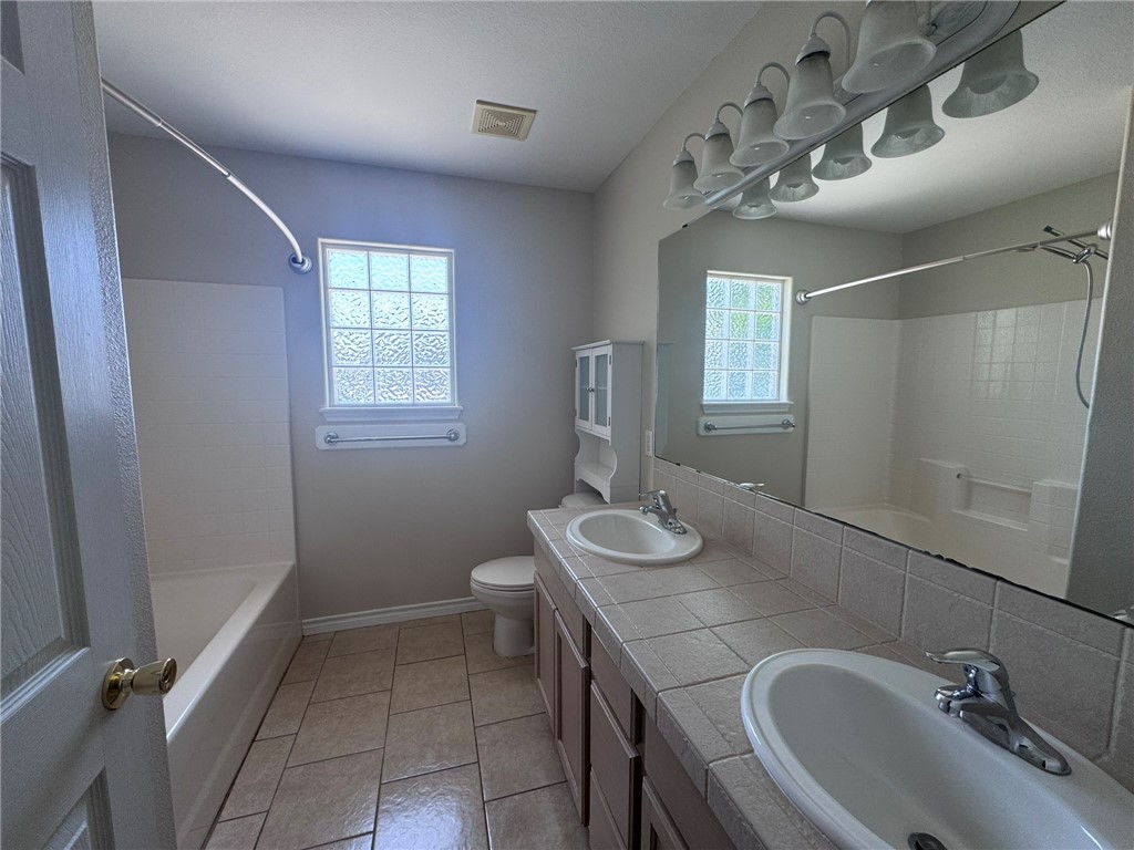 15649 Palmira Ave B Property Photo 28