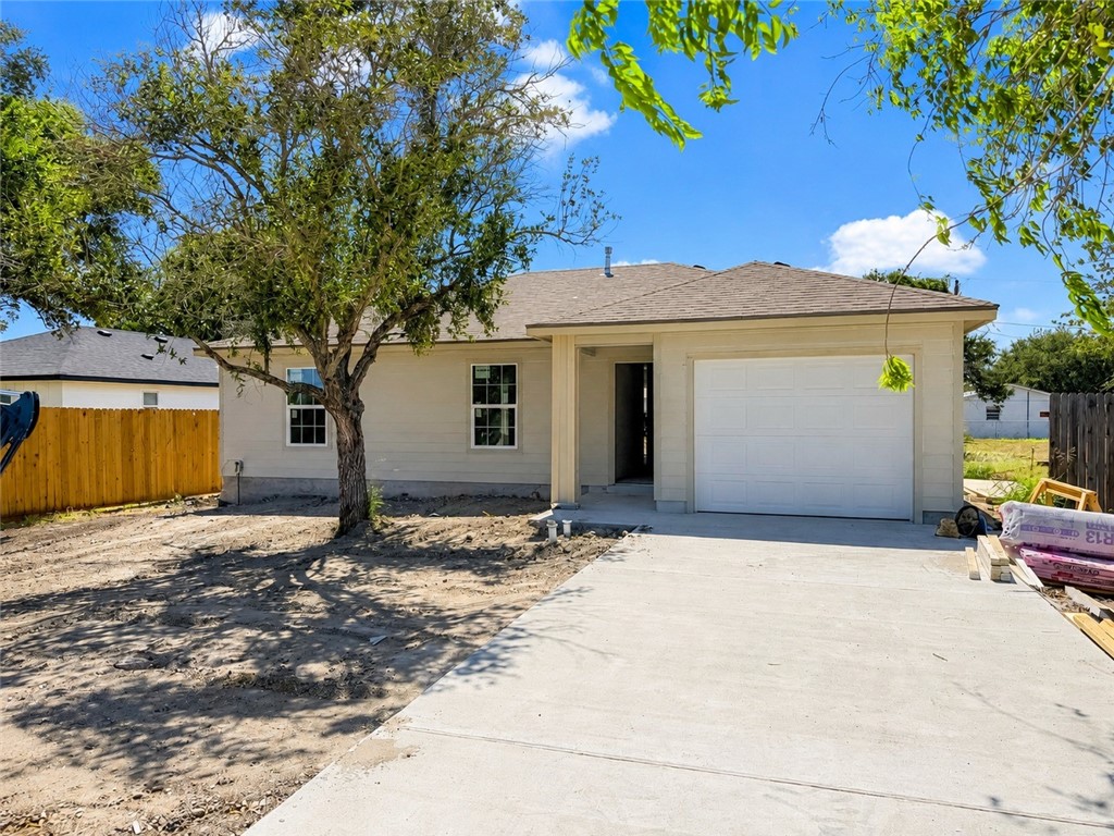 2606 Mccain Dr Property Photo 2
