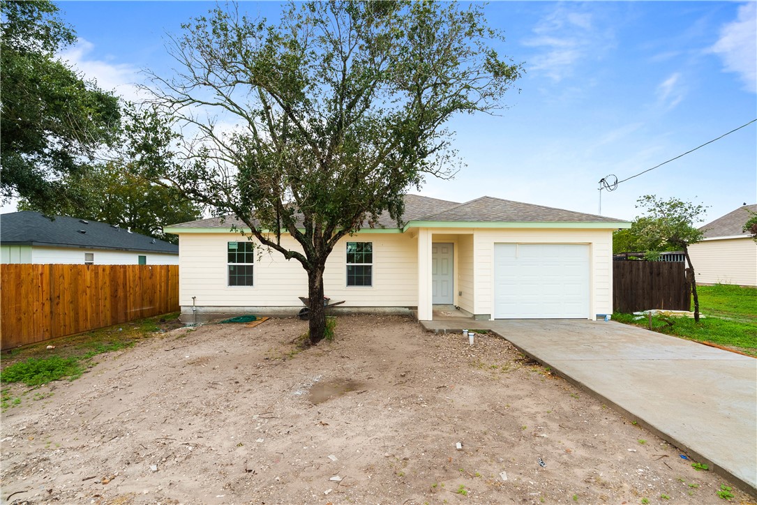 2606 Mccain Dr Property Photo 2